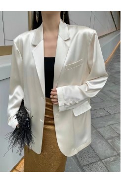 Long sleeved flat collar acetic acid suit